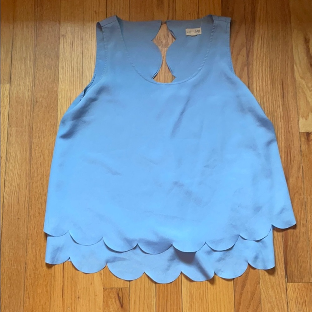 Blue blouse with scalloped hem